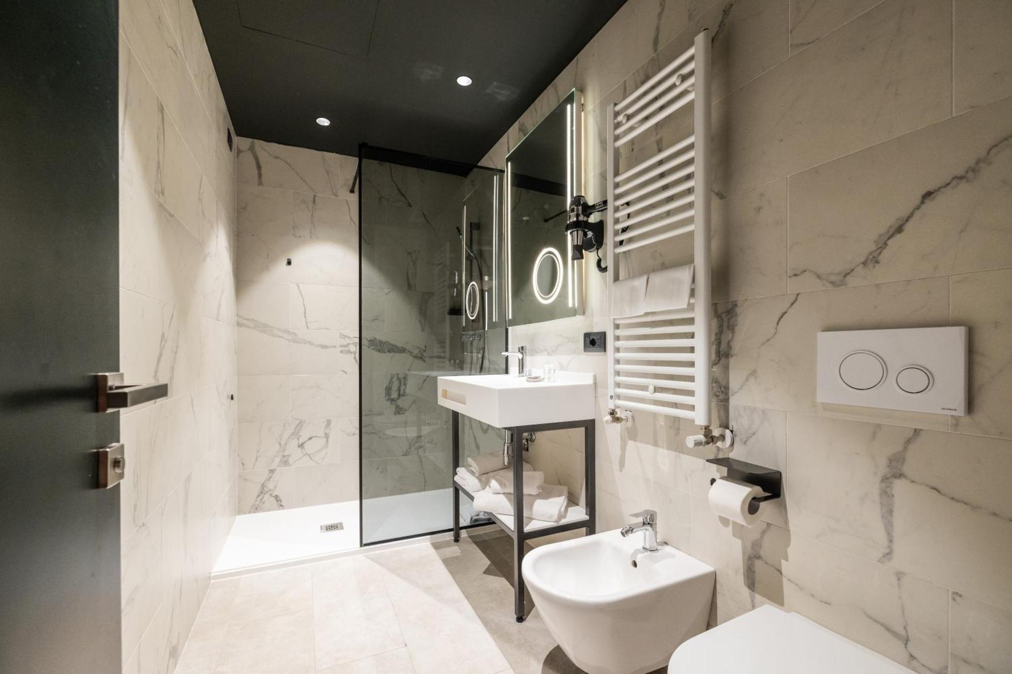 Joy 124 Hotel Milano المظهر الخارجي الصورة